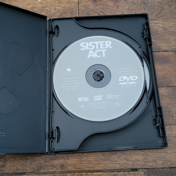 💫 2 for $8✨️ Sister Act 1 & 2 Dvd movoe box set gift set- english & french - Picture 3 of 4